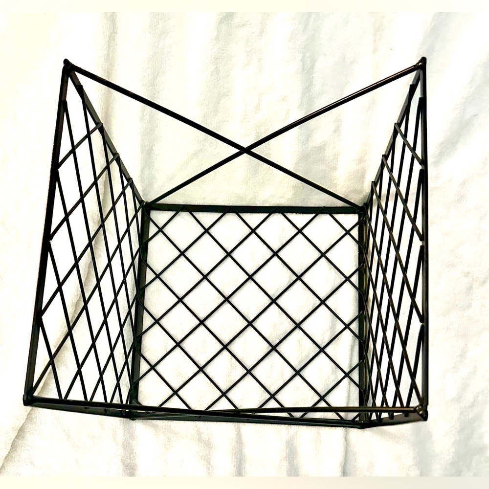 File Box; Book/Binder Holder; Black Metal Wire; Never Used